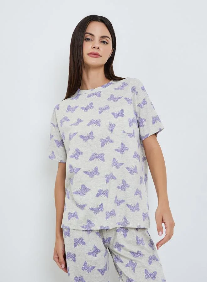 ستايلي طقم بيجاما من بنطال وتيشيرت بطبعة فراشة